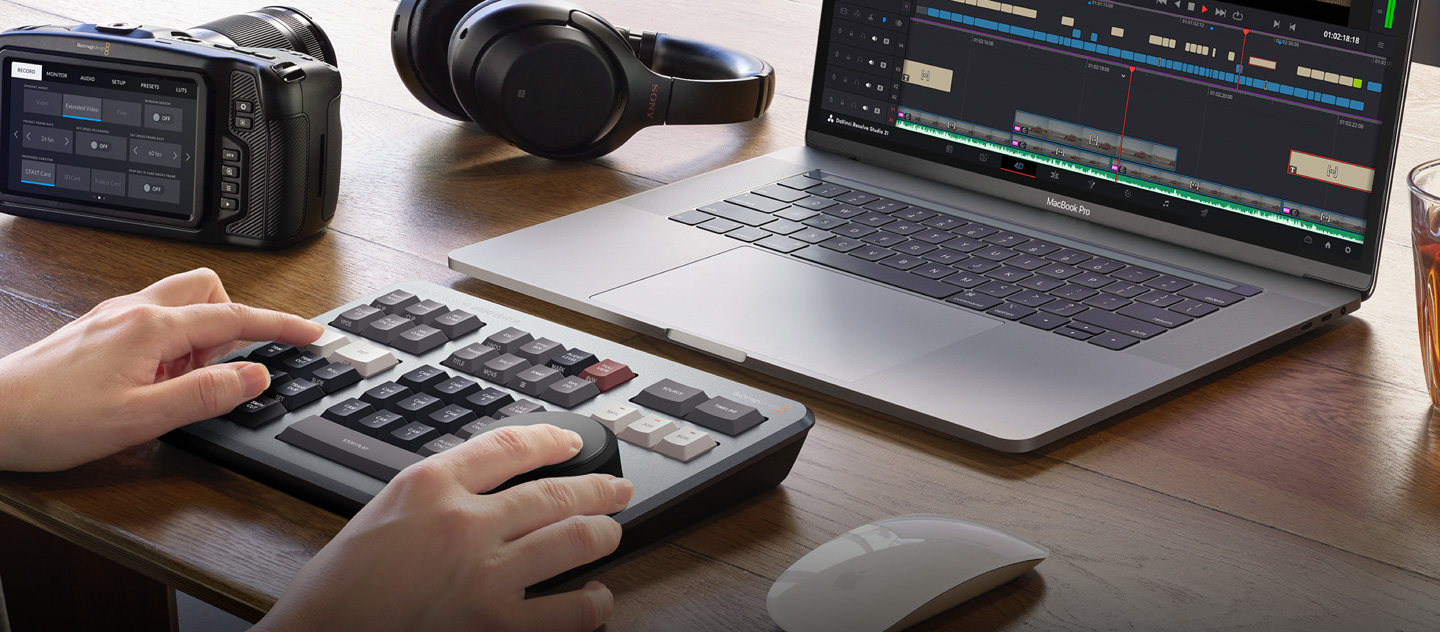 DaVinci Resolve Speed Editor layout showing key groupings