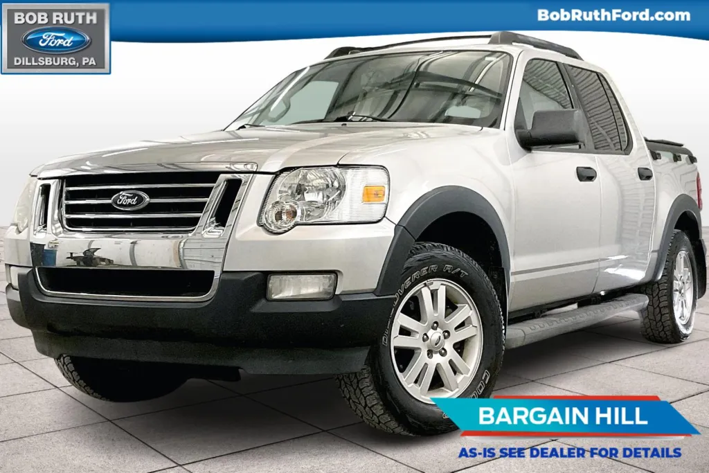 2010 Ford Explorer Sport Trac XLT in white
